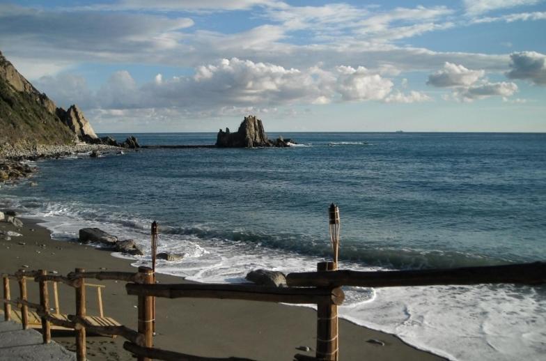 CASAVIVA - Appartamento sul mare a Sestri Levante-Riva Trigoso Esterno foto